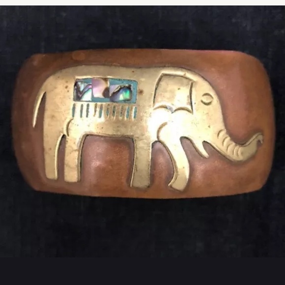 Jewelry - Copper Cuff Elephant 🐘 Bracelet Abalone Accents💛